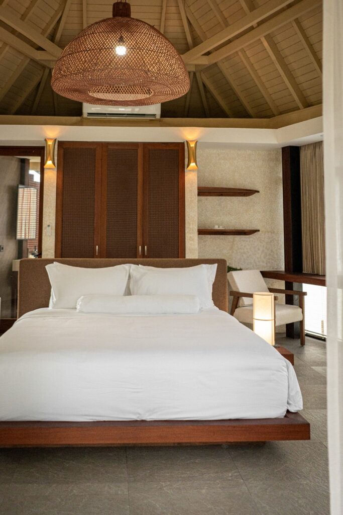 Jungle Flower Villas спальня